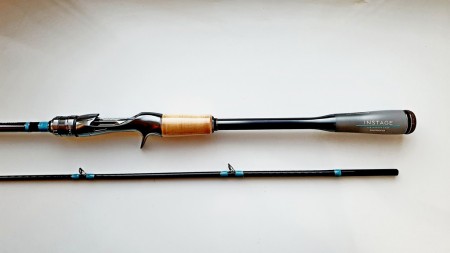 24 Instage B610M